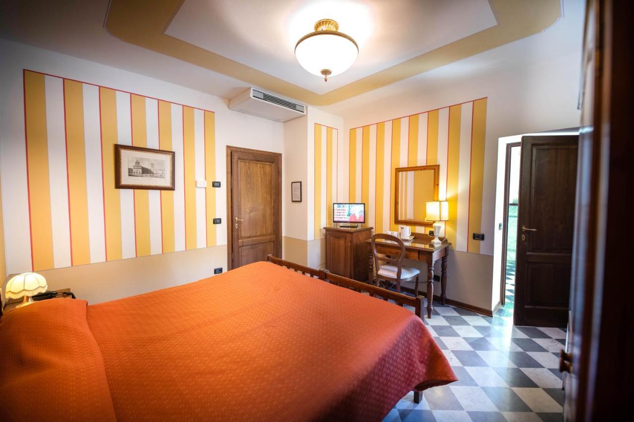 Park Hotel Regina - With Air-Condition And Pool Bagni di Lucca Eksteriør billede