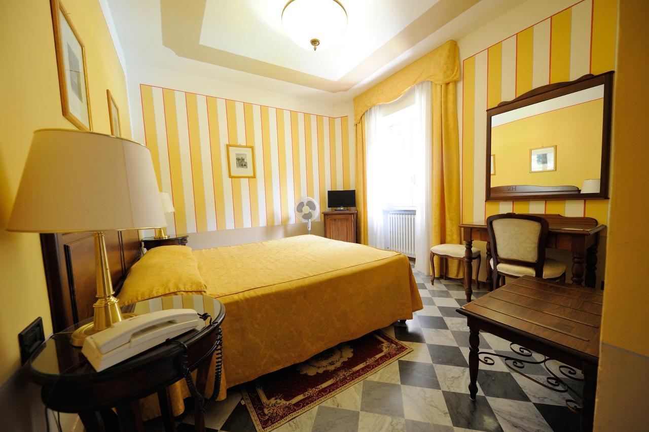 Park Hotel Regina - With Air-Condition And Pool Bagni di Lucca Eksteriør billede